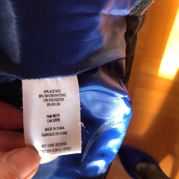 Samuel Dong shimmering blazer in royal blue - Picture 10 of 10